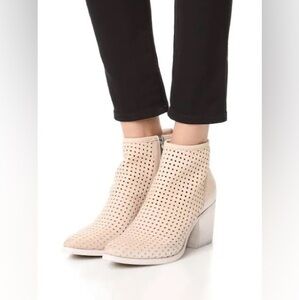 Dolce Vita Kenyon Perforated Leather Bootie in‎ Tan Size 8.5